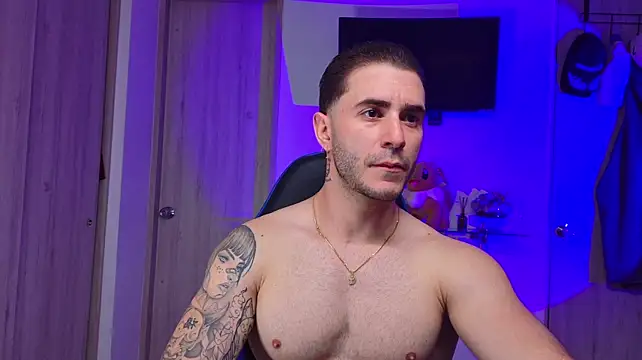 Latino_stud4un Webbikameraesitys