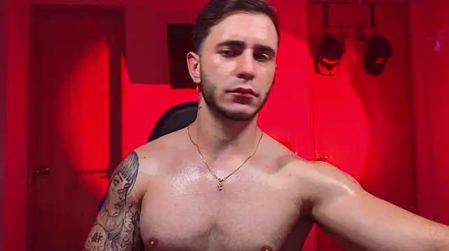 Latino_stud4u 在線直播表演