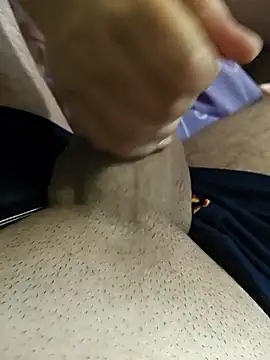 Pokazy przed kamerką – MadaamJizz_DickLewd