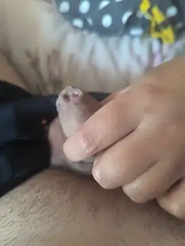 Webkamerová show MadaamJizz_DickLewd