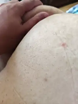 Show webcam de MadaamJizz_DickLewd