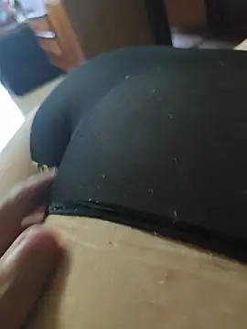MadaamJizz_DickLewd Webcam show