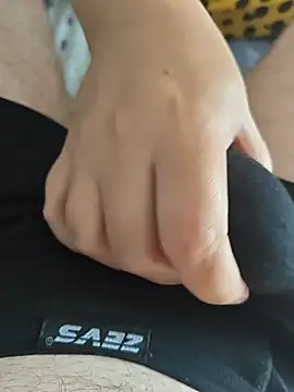 Webkamerová show MadaamJizz_DickLewd