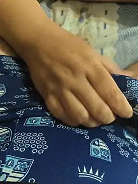 MadaamJizz_DickLewd Pertunjukan Webcam