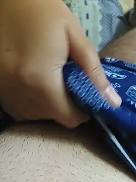 MadaamJizz_DickLewd 网络视讯表演