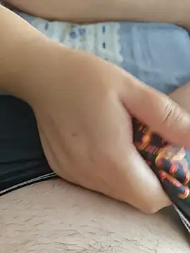 Show modela MadaamJizz_DickLewd na web-kameri