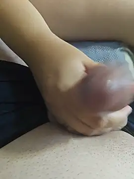 Webkamerová show MadaamJizz_DickLewd
