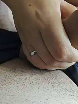 Show modela MadaamJizz_DickLewd na web-kameri