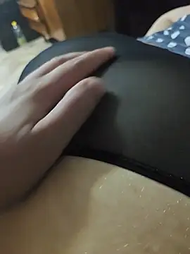 Show webcam de MadaamJizz_DickLewd
