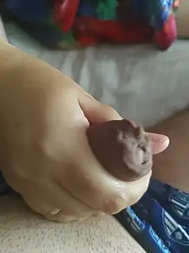 Show modela MadaamJizz_DickLewd na web-kameri