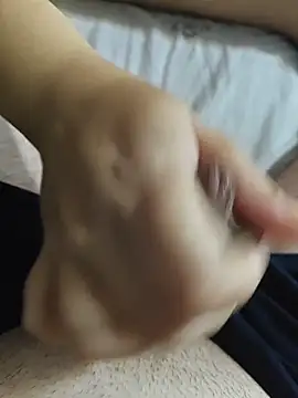 MadaamJizz_DickLewdのウェブカメラショー