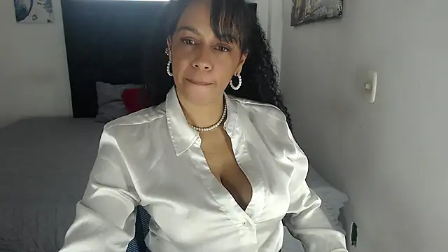 yeli_xxx's Live XXX Chat