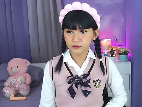 urlovelyfreya's Webcam Show