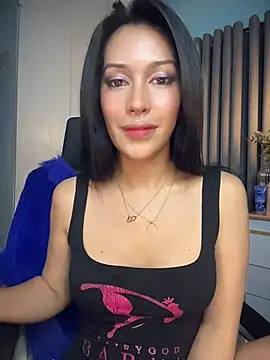 Jasmine_Elcock webkamerás műsora