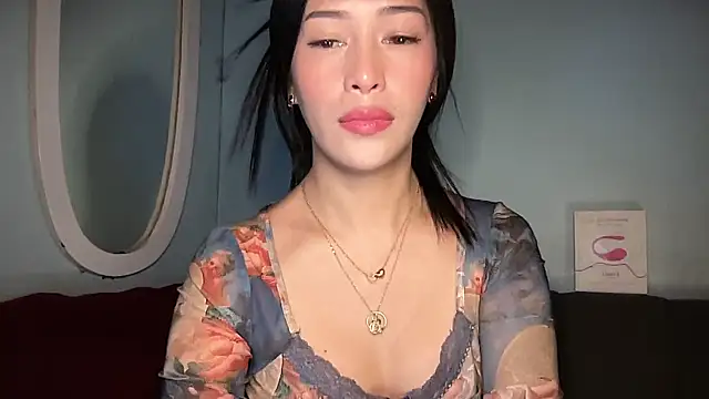 Jasmine_Elcock Adlı Modelin Web Kamerası Şovu