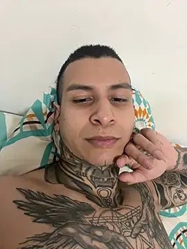 Chat XXX en directo de Andrew_san