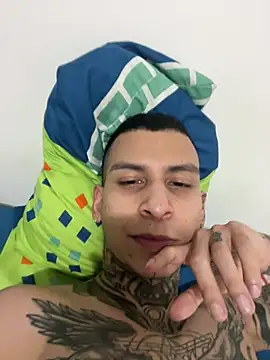 Andrew_san Show in webcam