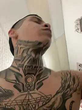 Andrew_san Show in webcam