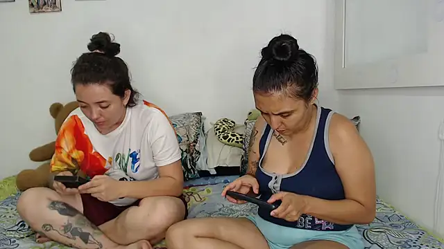 Show de kathy_luisa na webcam