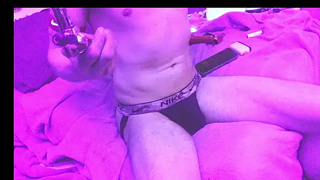 Cloudd_Kingg_Iceyyy Webcam-Show