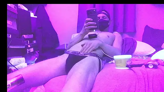 Cloudd_Kingg_Iceyyy's Webcam Show