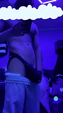 Cloudd_Kingg_Iceyyy 在線直播表演