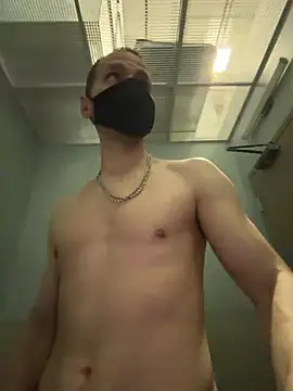 Pokazy przed kamerką – Cloudd_Kingg_Iceyyy