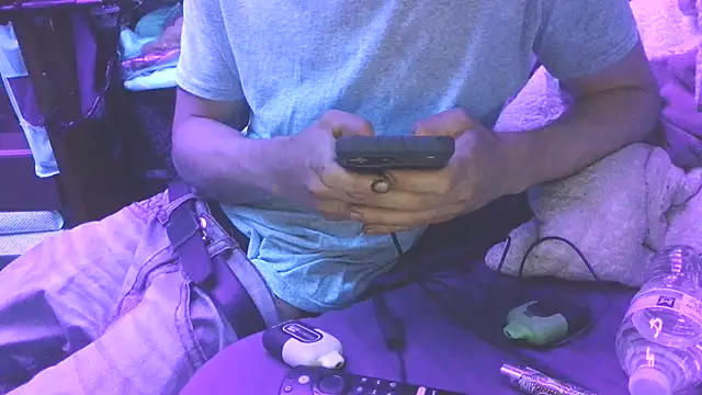 Cloudd_Kingg_Iceyyy's Webcam Show