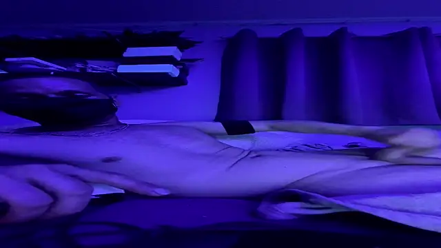 Cloudd_Kingg_Iceyyy's Webcam Show
