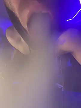 Cloudd_Kingg_Iceyyy's Webcam Show