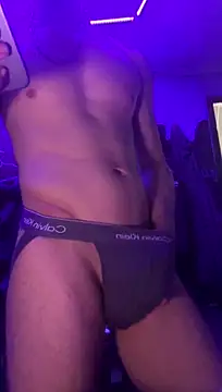 Show modela Cloudd_Kingg_Iceyyy na web-kameri