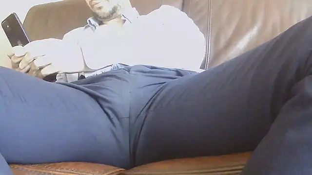 Taxidriver1988 Show in webcam
