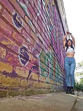 Show modela Yuky_ta na web-kameri