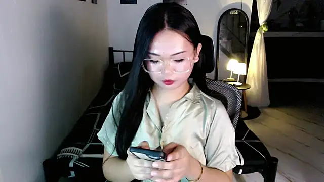 Vivorey_Leighn Show Webcam