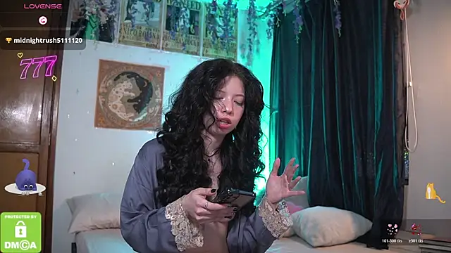 Katyroronoa's Live XXX Chat