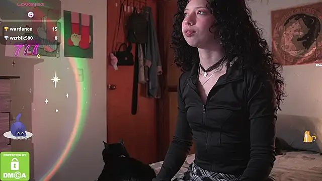 Katyroronoa Chat XXX in diretta
