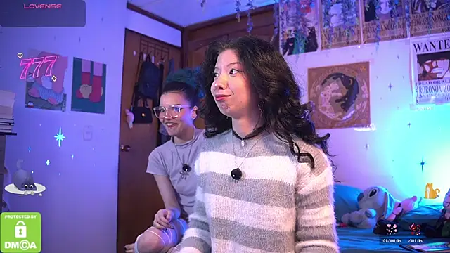 Katyroronoa's Webcam Show
