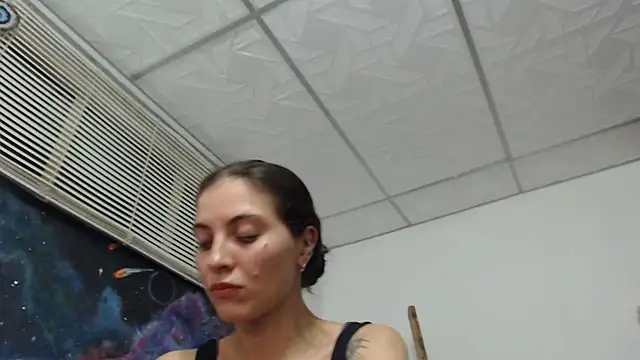 mariecam420's Webcam Show