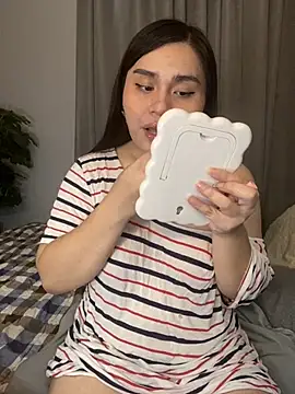 mysticofcum_ Show Webcam