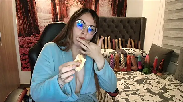 sofia23dirty: онлайн-секс-чат