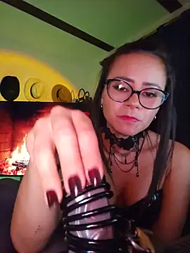 MistressSlut1's Webcam Show