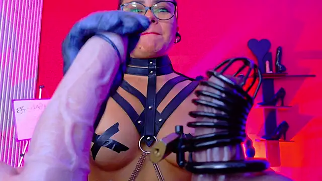 MistressSlut1のウェブカメラショー