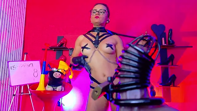 MistressSlut1's Webcam Show