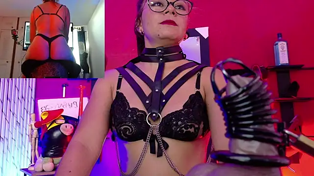 MistressSlut1 Adlı Modelin Web Kamerası Şovu