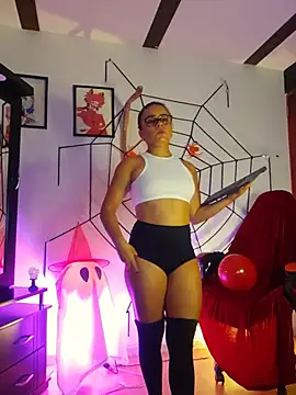 MistressSlut1's Webcam Show
