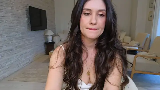 diamond_desiree live XXX chat