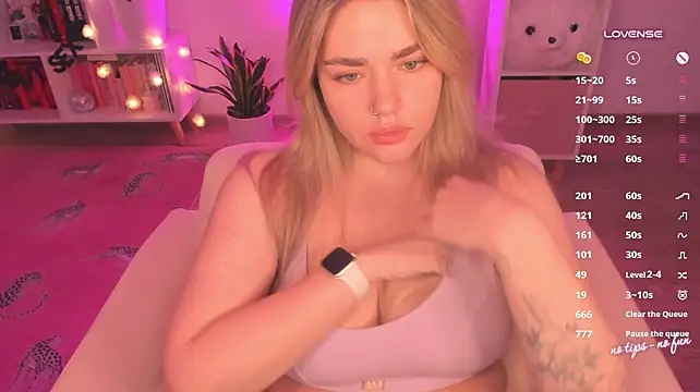 pussy-kattt Webcamshow