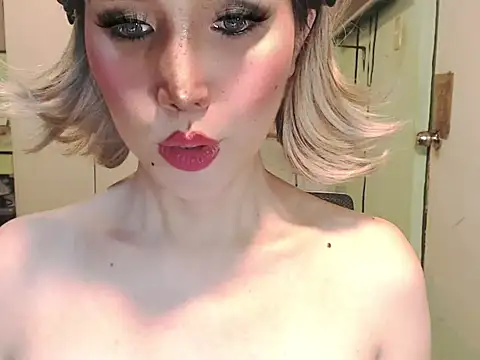 Pokazy przed kamerką – xGood_Girlx