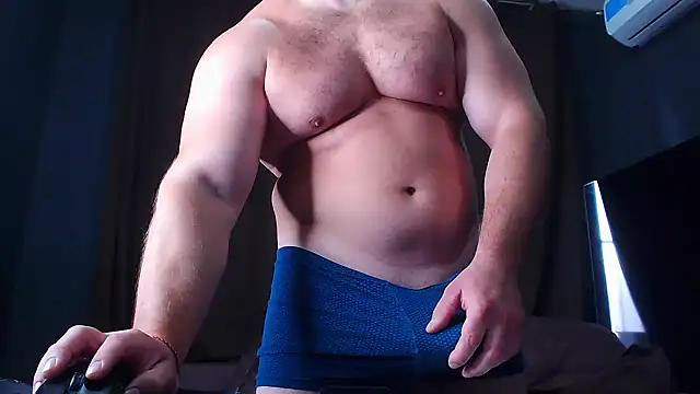 muscularjohnforuX webkamerás műsora