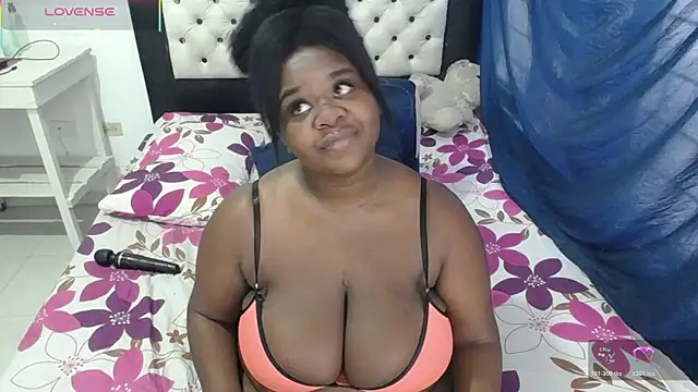 KARATIBBY_COX Chat XXX in diretta